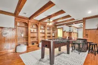 Big Canoe Mountain Home with Spectacular Mountain Views - Game room!