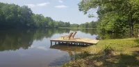 Lake house on 14 acre stocked lake. fish, boat, or just relax. your on lake time Hotels in Hardeman County