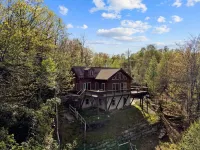 Pisgah Paradise • Private • Game Room • Large Deck