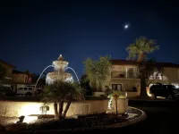 Newly Remodeled Resort-Style 3 Bed 2 Bath Phoenix Condo