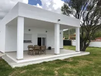 Villa in Los Caños de Meca of 600m2 plot next to the field and the beach.