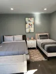 Cozy Gorgeous with a back yard and parking pet friendly on the heart of Waltham