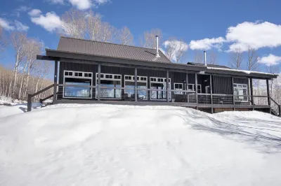 Secluded Luxury Cabin near Star Valley, Wyoming