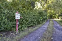 Adorable two-bedroom retreat close to Easton, Denton, Centreville 昆安妮住宿飯店