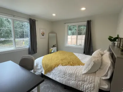 Cozy Portland Cottage