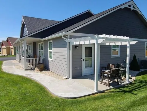 Room With Private Entrance & Private Bathroom & W/D