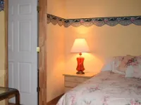 GREAT DEAL $85 per night ON BEAUTIFUL HIAWASSEE RIVER