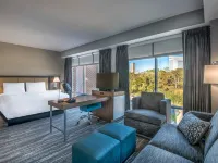 Hampton Inn and Suites Tallahassee Capitol - University Hotels near Bragg Stadium