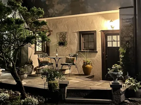 Ushmila's Nest - Private suite with 2 rooms & Bathroom. Отели в г. Делавэр