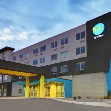 Tru by Hilton Springfield Downtown