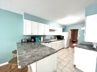 Adorable Comfy 4Bd3Ba Cottage Walk to Purdue with Game Arcade + Ping Pong Table!