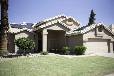 Jakes Place: Pool, Hot Tub, Billiards, Gazebo, BBQ, Fire Pit Các khách sạn gần McQueen District Park