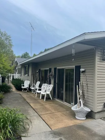 PEACEFUL GATAWAY NEAR CASTLE ROCK LAKE Отели в г. Клирфилд