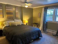 3-bed Mountain View home, Walkable to The UofM, Creek, Hiking trails, GO GRIZ!