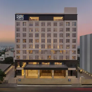 Four Points by Sheraton Chennai, Velachery Отели рядом с достопримечательностью «Indian Institute Of Technology, Madras»