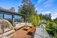 Sunrise Oasis | Water View | Family & Dog friendly