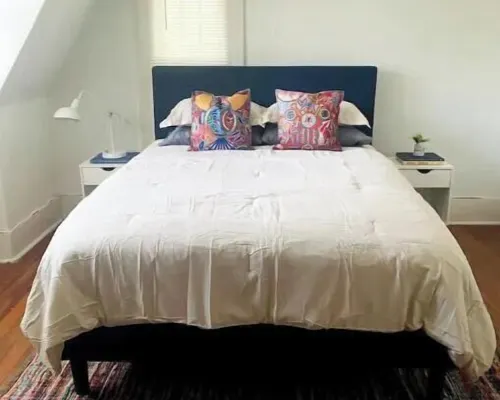 The Backyard Bungalow Hotels in Independence County