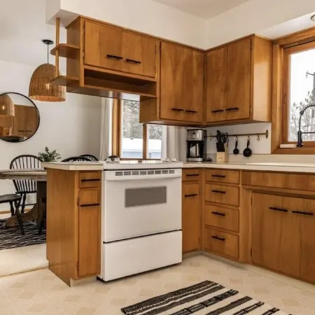 A Cozy Updated 3 Bedroom Home!