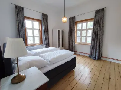 Renovated historic apartment - bright and spacious