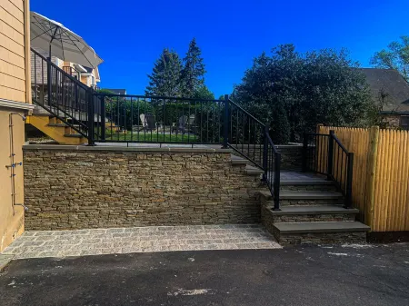 Easton's Point walk to beaches! Отели в г. Мидлтаун