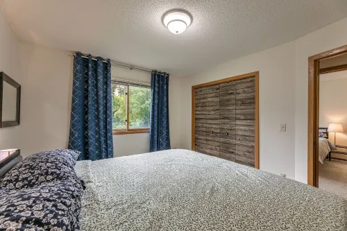 3 Bed House in quiet area/near Downtown Minneapolis/MOA/MSP airport/private host