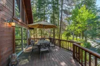 Four seasons Mountain Chalet close to ski resorts