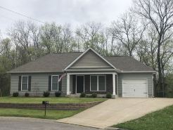 Fall Creek Cottage - Near I-840 and minutes to Superspeedway and Siegel Soccer.