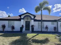 HEATED POOL- WATERFRONT/CANAL ACCESS - FISHING -SUNSETS -7 MI TO PUBLIC BEACH🏝️