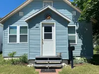 Sled Shed! Hotels in Luce County