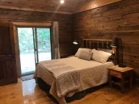 BUCKEYE Lodge on the Pig Trail senic hwy