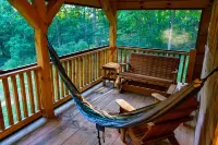 Towhee cabin at Driftless Creek