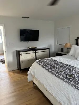 Gulf Access Getaway in Punta Gorda Hotels near Muscle Car City Museum