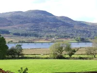 SNOWDONIA LOG CABIN RETREAT. 4/6 BERTH FAMILY/PET FRIENDLY. MOUNTAIN VIEWS