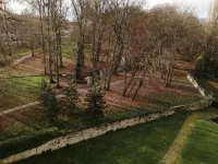 Completely renovated apartment Hotels near Melun