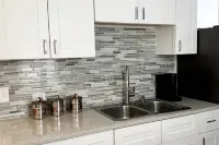 Down Town Salem brand-new 1bdr apt Hotels in Salem