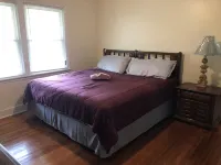 Lovely 3bdrm home walking distance from Masters