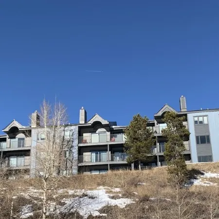 Beautifully remodeled, spacious Frisco condo directly overlooking Lake Dillon..