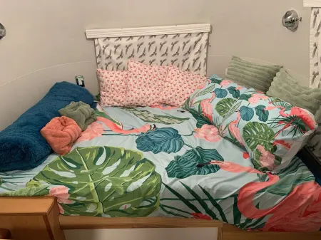 Vintage Airstream Caravan:  Porch, Firepit, Grill, 5 Minutes to Pigeon Forge!