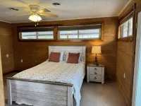 Quiet waterfront retreat - 15 mins to historic Edenton.