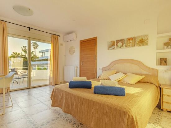 Villa Mar Alborán, Great Seaviews, 5-10 Min Easy Stroll Town & Beaches