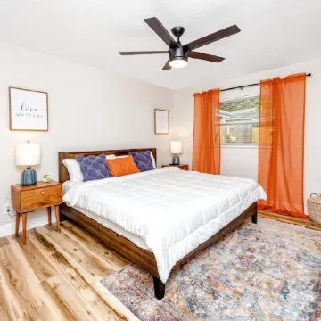 Family Ready-8Min to Beach by Car & Walk to Dwtn