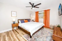 7ppl 4 beds / 8 minutes to the beach / 2 min to dwnt / modern