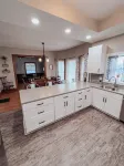 Lucky 7s Bungalow with hot tub