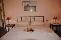 Ideal Position for Visiting Tuscany.Private Parking.Owner at Disposal.