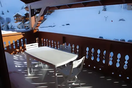 Lovely Apartment @ Les Alpages du Mottaret Отели рядом с достопримечательностью «Три долины»