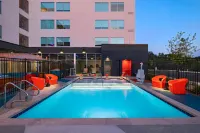 Aloft San Antonio Utsa Area - Pools