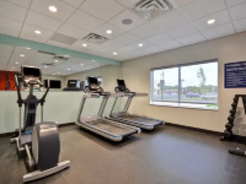 トゥルー バイ ヒルトン チコピー スプリングフィールド チコピーのホテル