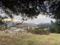 T2 apartment at the foot of the slopes, south-facing Hotel a Saint-etienne-en-Devoluy