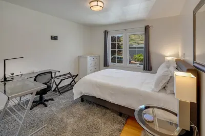 Sparkling Clean Luxury 3 BR House Near SF/SFO/CalTrain/BART+EV+Free Parking+WiFi