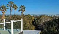 San Diego Coastal Guest House, Features Private Pool.